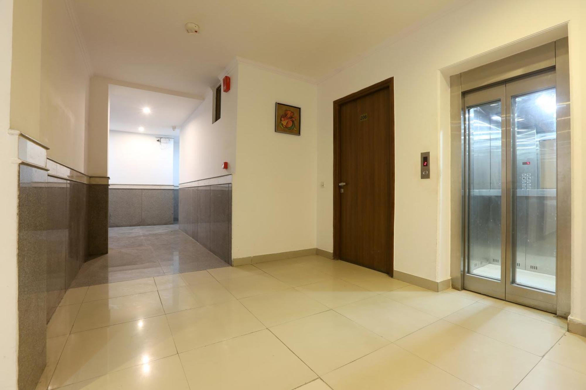 Airport Hotel Chanakya Delhi Neu-Delhi Exterior foto